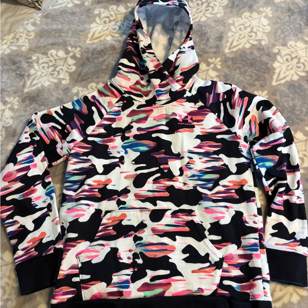 Under Armour Multicolor Patterned Hoodie
